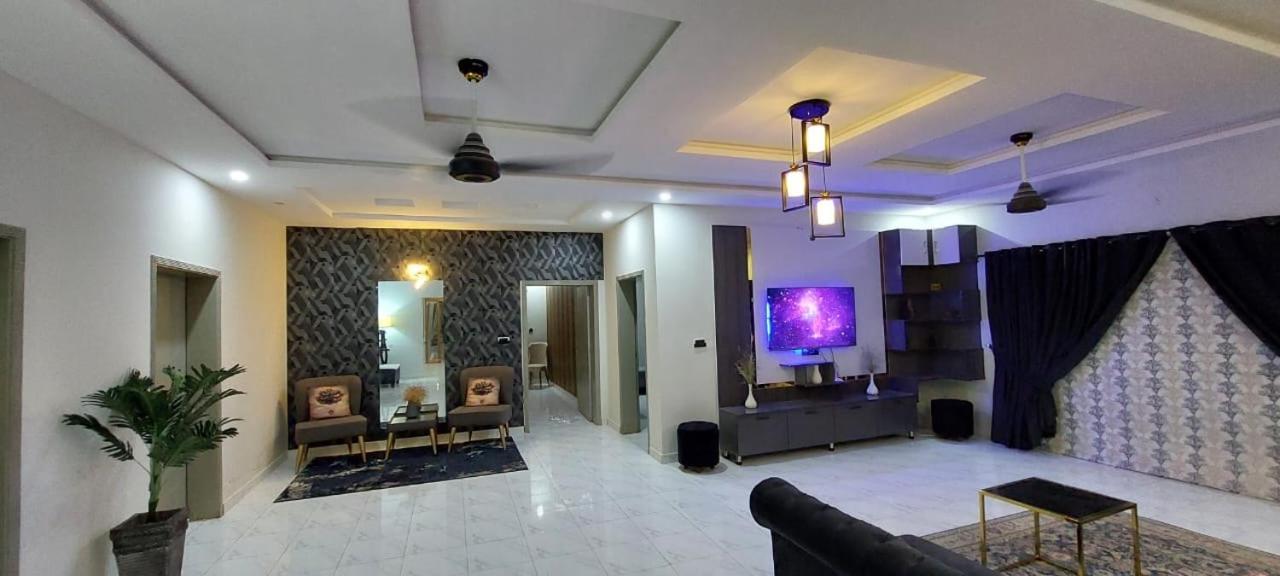 Velvet Vibes Villa Near Islamabad Airport Dhok Sandemar Exterior foto